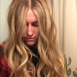 Meet your Posher, Olivia